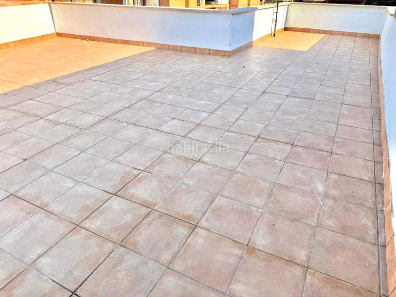 Foto 069386e2-5a2c-4f0d-abe8-4b61a23227d0. Appartamento in Fondo Santa Coloma de Gramenet