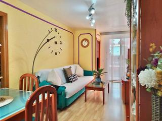 Appartement à Llatí. Piso exterior con 3 dormitorios y balcones