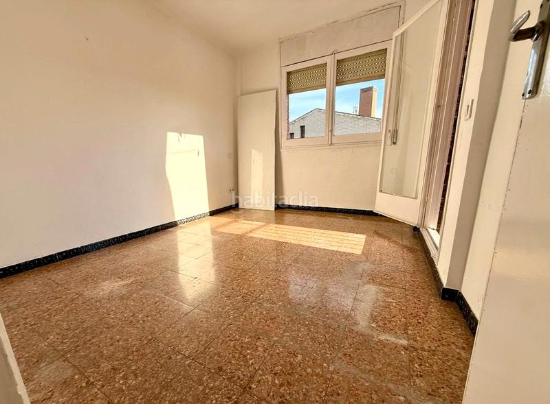 Foto a9588ca1-1329-4f75-8e2d-fb409e2df458. Appartement avec chauffage dans Centre Santa Coloma de Gramenet