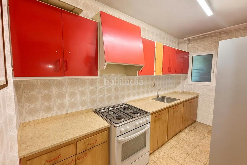 Foto eff547ee-45f8-4671-8800-01e994827d15. Appartamento con riscaldamento in Riu Nord Santa Coloma de Gramenet