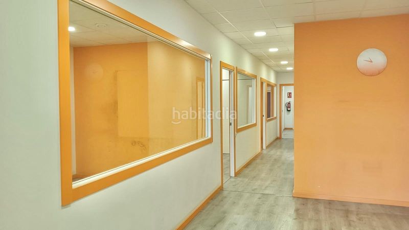 Foto 250b8f17-e1d3-40c2-8fb3-e4fe594095e2. Local comercial a Riu Nord Santa Coloma de Gramenet