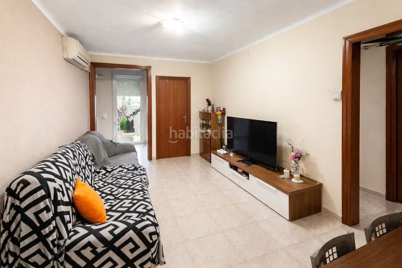 Foto 59ee5bf9-45c5-4ad1-971d-7d8eb5c6f992. Etagenwohnung mit heizung in Riu Sud Santa Coloma de Gramenet