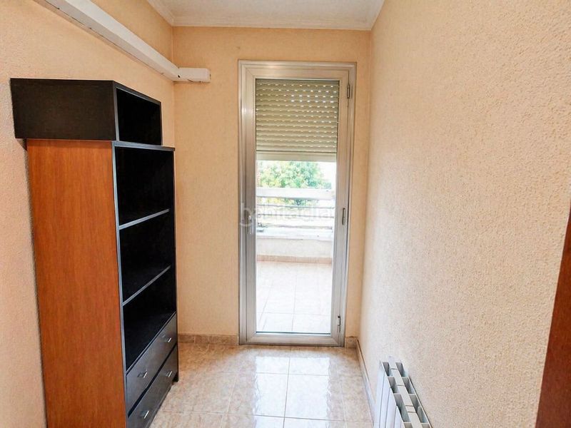 Foto dbfc40b6-51d8-46f7-89a8-8853dcc95262. Etagenwohnung mit heizung in Riu Sud Santa Coloma de Gramenet
