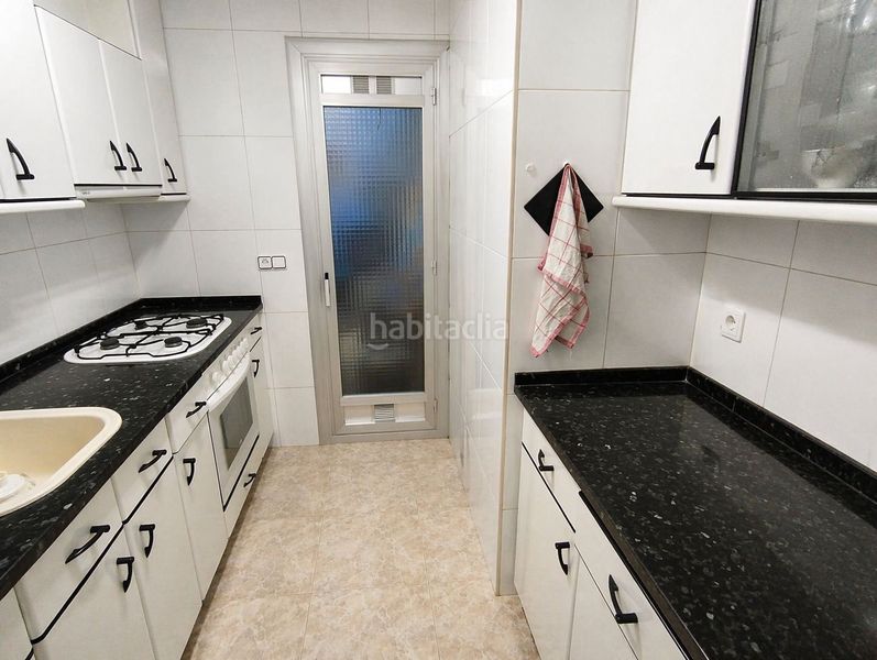 Foto eb61974c-bd27-415a-9f57-fc77d31475f8. Etagenwohnung mit heizung in Riu Sud Santa Coloma de Gramenet