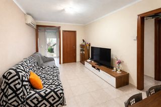 Appartamento in Riu Sud. �oportunidad �nica en pleno centro de santa coloma de gramenet!