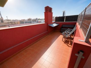 Pis a Riu Sud. Piso reformado en el centro de santa coloma, con ascensor, terra