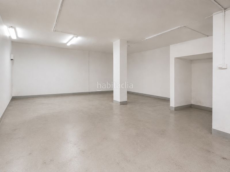 Foto f140b194-c960-499c-be98-c22043211df4. Local comercial a Lloreda Badalona