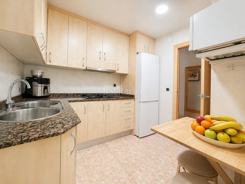 Foto cdb9f642-1a2e-42a2-833c-2dea06520d2b. Etagenwohnung in Centre Santa Coloma de Gramenet