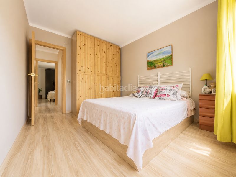 Foto 441dd4b7-93de-4840-a2f2-b9b698405dc3. Pis a Centre Santa Coloma de Gramenet