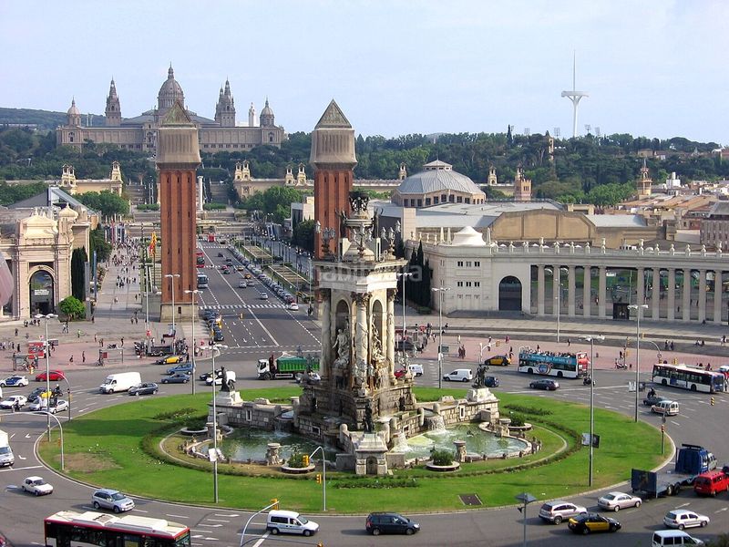 Foto f6168a6f-9770-440c-a345-50d9921a73d2. Pis amb calefacció aparcament a La Nova Esquerra de l´Eixample Barcelona