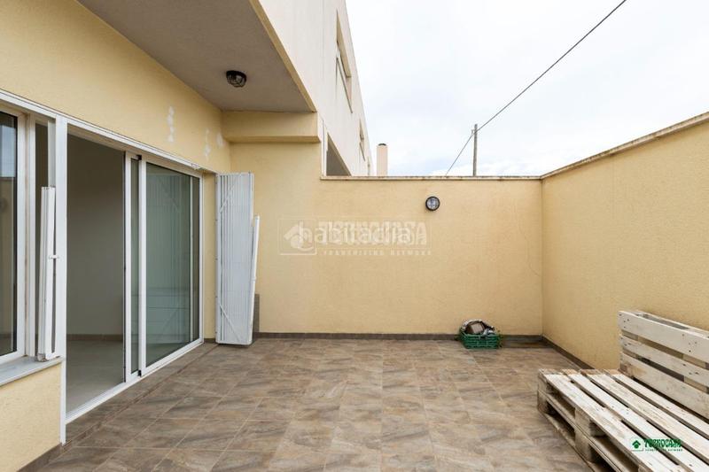 Foto a37b6a5d-1516-4d81-ba81-c32b9c7dd917. Maison jumelée avec parking dans Costacabana - Loma Cabrera Almería