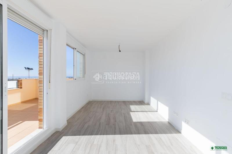 Foto b5b9152d-5504-4d83-a8b4-0cfaff0895f1. Appartement dans Costacabana - Loma Cabrera Almería