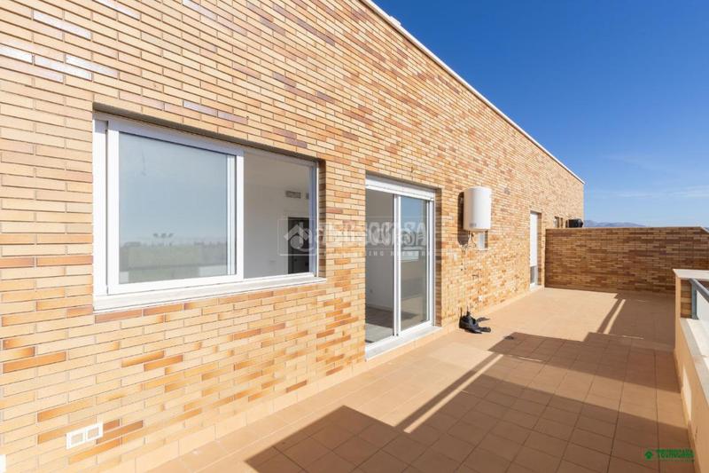 Foto f4ad1a85-c5a5-4721-bb5a-9959b30df66e. Appartement dans Costacabana - Loma Cabrera Almería