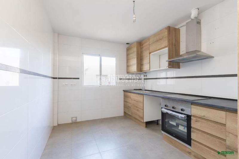 Foto f9718b6a-0a69-40cf-90c1-f5da42e58ed3. Appartement dans Costacabana - Loma Cabrera Almería