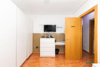 Etagenwohnung in Costacabana - Loma Cabrera. Piso en venta en almería