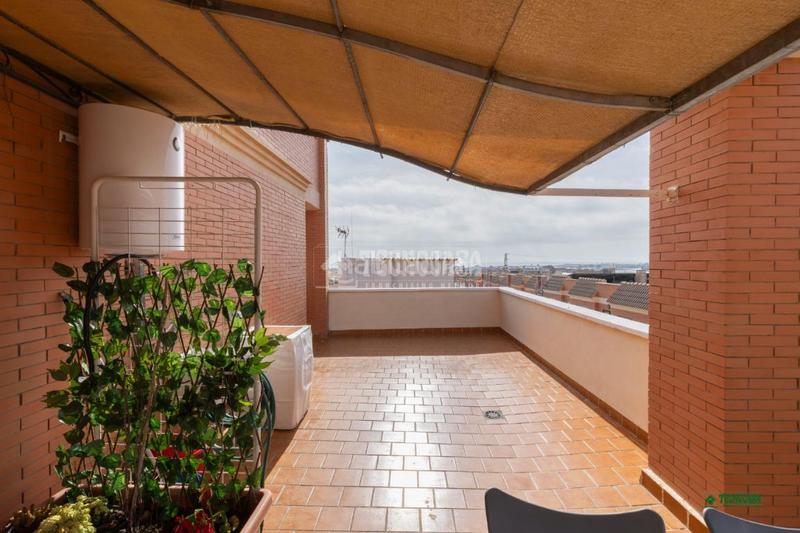 Foto 2b3ff687-6a8c-4af8-8c15-5ba88967a316. Attique dans Costacabana - Loma Cabrera Almería