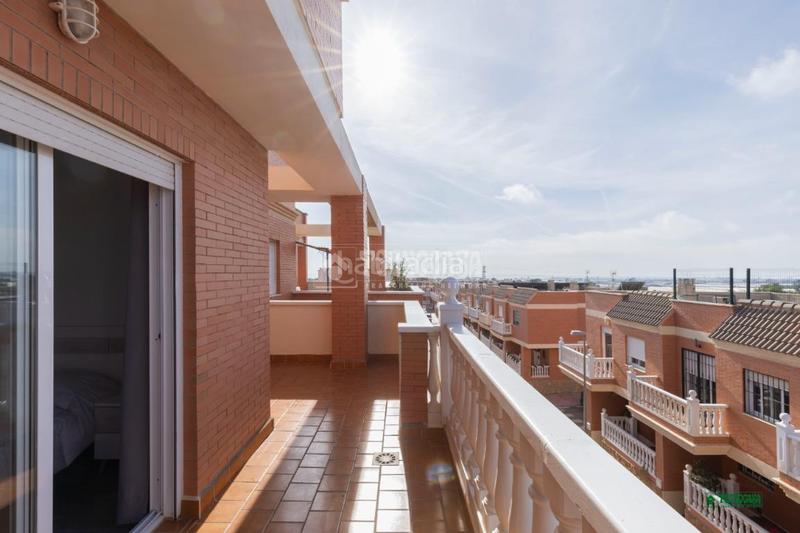 Foto acef997d-120d-48ca-9571-734fbe5aea7a. Attique dans Costacabana - Loma Cabrera Almería