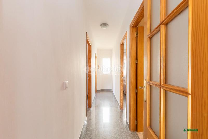 Foto d62ea8c5-78d9-41c7-8568-98027abb0070. Attique dans Costacabana - Loma Cabrera Almería