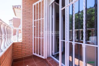 Casa aparellada a La Cañada de San Urbano