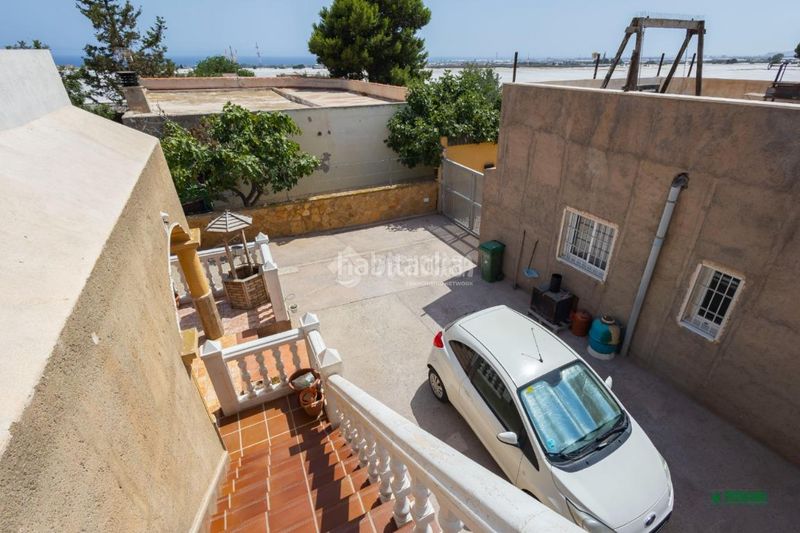 Foto 73c66f2e-4b0a-4312-b3c1-db92244308ba. Casa amb aparcament a El Alquián Almería