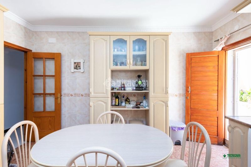 Foto a8ceaed5-fa36-4e50-b4e9-7b5a1b103a8c. Casa amb aparcament a El Alquián Almería