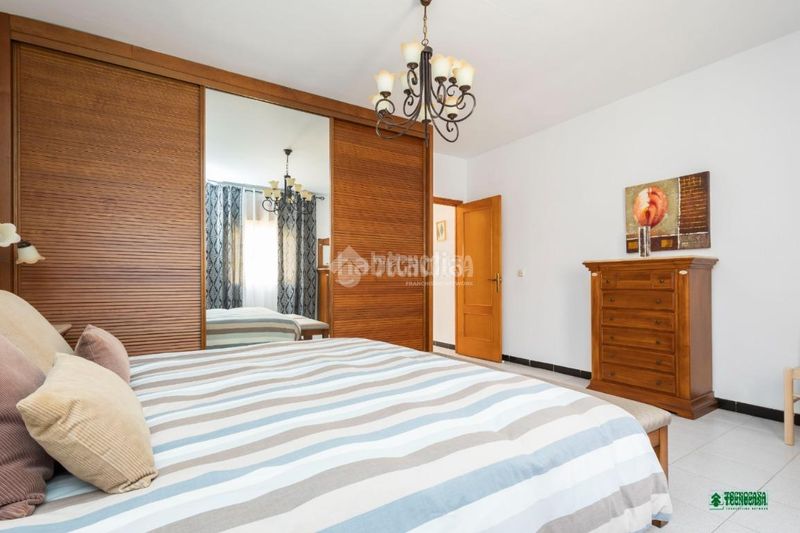 Foto ab021455-01aa-4442-b625-7b383a3c601a. Casa amb aparcament a El Alquián Almería