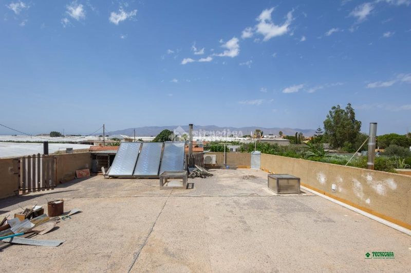 Foto b5362230-5205-43c1-ad4e-84650c1453a9. Casa amb aparcament a El Alquián Almería