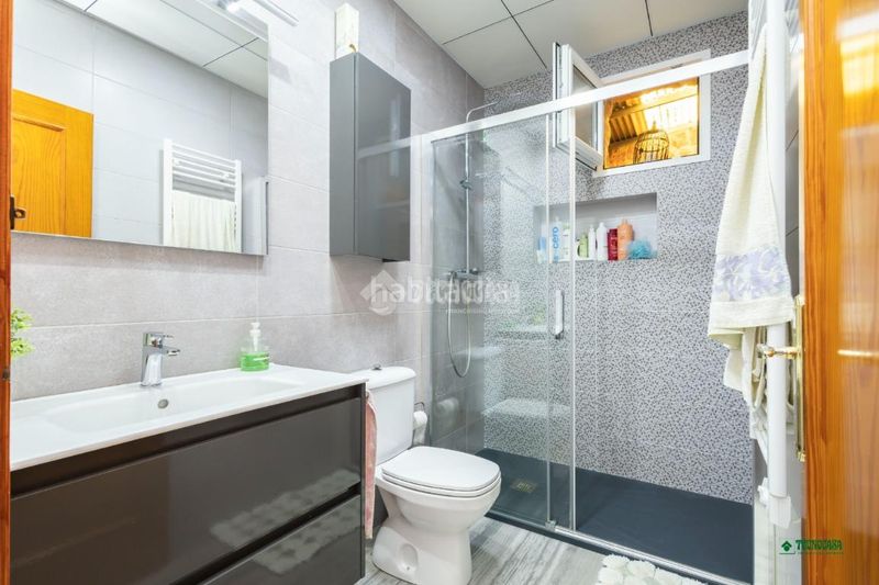 Foto c1505489-d5d5-4a22-934e-cd1b26f9b94b. Casa amb aparcament a El Alquián Almería