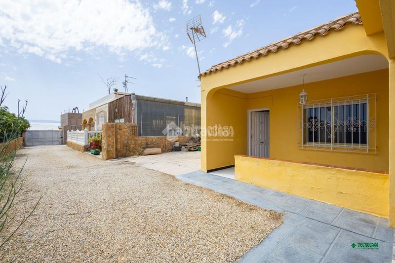 Foto e146c1d3-b40e-4e1d-b136-61c274f2f014. Casa amb aparcament a El Alquián Almería
