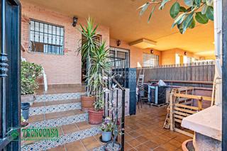 Casa aparellada a Las Salinas. Casa en venta en roquetas de mar  aguadulce