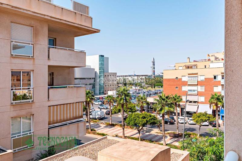 Foto b3e347cd-0040-4b39-82f8-5c6fca5bfb93. Appartamento con parcheggio piscina in Las Salinas Roquetas de Mar