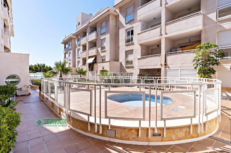Foto b8761122-fe74-4578-837d-7b1509118f03. Appartamento con parcheggio piscina in Las Salinas Roquetas de Mar