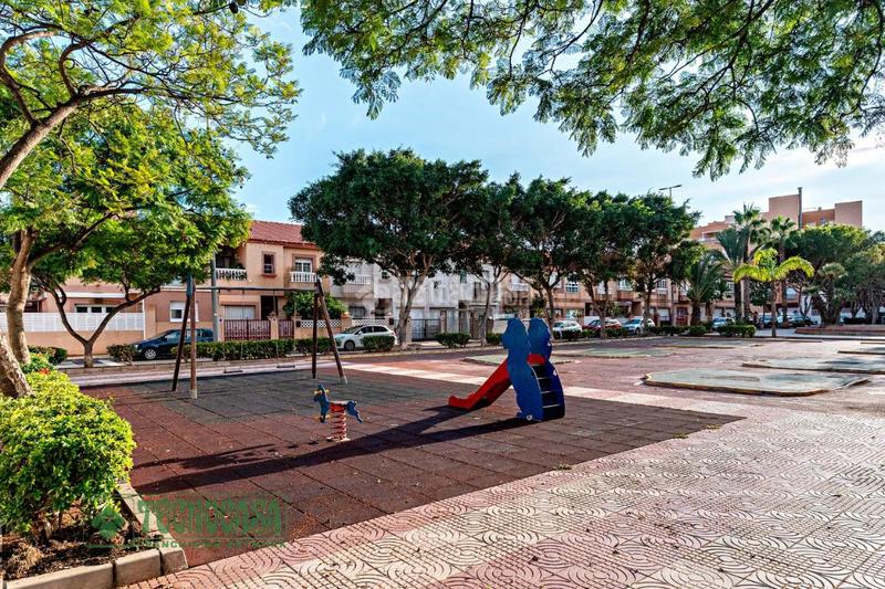 Foto 2e1e9b41-bed2-4dd5-baf5-427313b18b8a. Casa pareada casa en venta aguadulce en Roquetas pueblo Roquetas de Mar