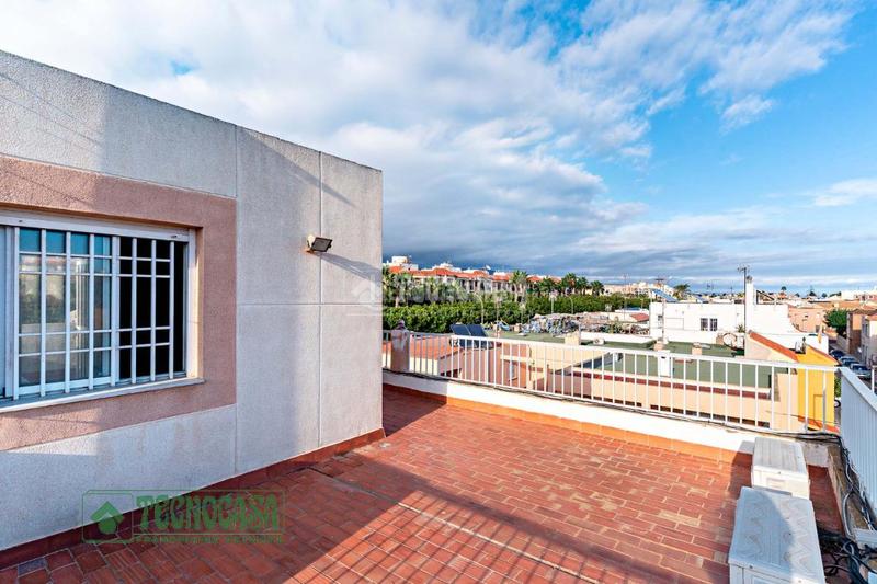 Foto f4985759-e407-44b5-958d-c92e3019ee86. Casa pareada casa en venta aguadulce en Roquetas pueblo Roquetas de Mar