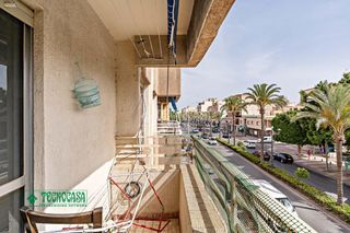 Etagenwohnung in Roquetas pueblo. Piso en venta en roquetas de mar  aguadulce