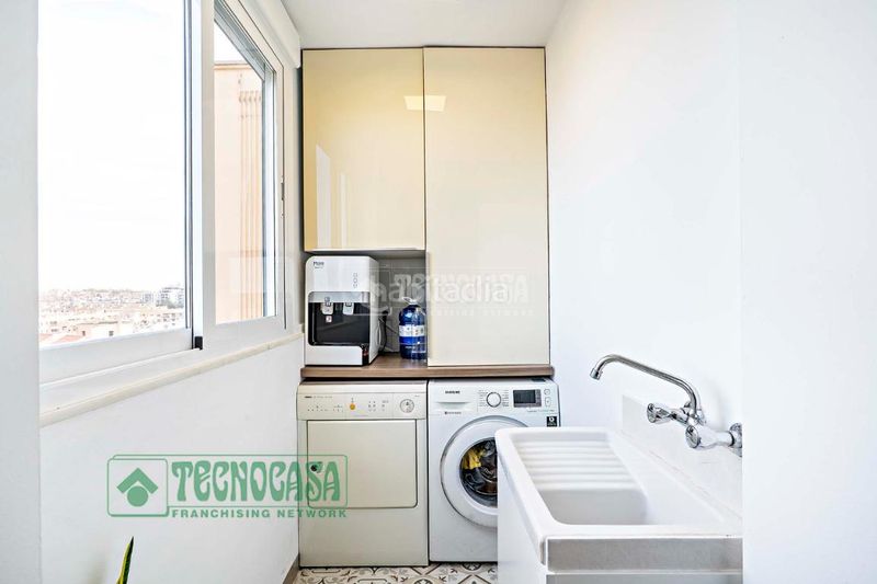 Foto 0f4317f7-241a-4ede-ab53-2297205ed8a2. Pis amb aparcament a Roquetas pueblo Roquetas de Mar