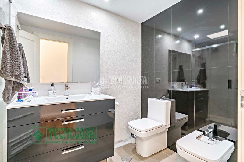 Foto 9efbc633-6bed-447b-97d8-8bdbfddf43c4. Pis amb aparcament a Roquetas pueblo Roquetas de Mar