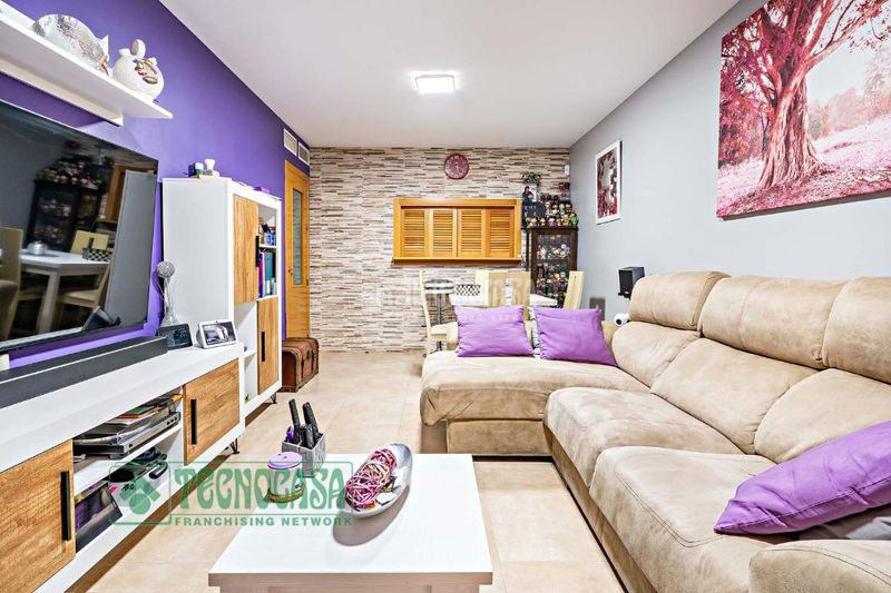 Foto 6dda94ab-d493-407f-bf93-8c12ca058c96. Pis amb calefacció aparcament a Roquetas pueblo Roquetas de Mar