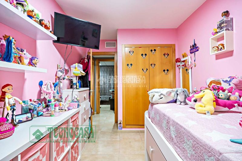 Foto f42bdbdd-3995-4ac8-92a3-c122eab51a38. Pis amb calefacció aparcament a Roquetas pueblo Roquetas de Mar