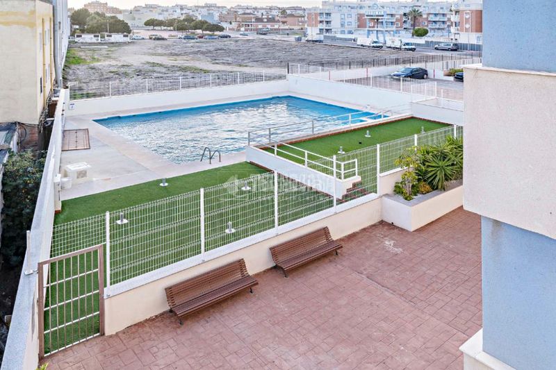 Foto 99c120fe-8bc4-4b76-8cb0-e4b6fa3db518. Pis amb calefacció aparcament a El Sabinar-Urbanizaciones-Las Marinas-Playa Serena Roquetas de Mar
