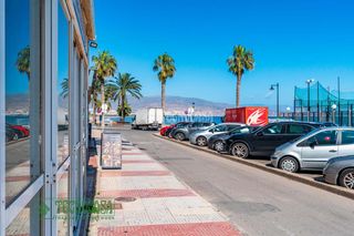 Local Comercial a El Puerto - La Romanilla. Local comercial en venta en roquetas de mar  aguadulce