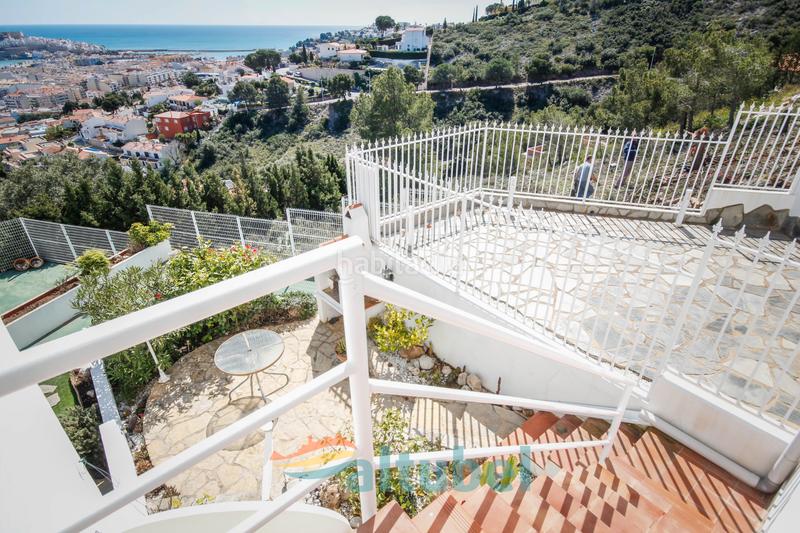 Foto 44092ec6-3859-4f9d-90bf-2abd28a92727. Casa adosada en avinguda d'irlanda 56 en Las Atalayas-Urmi-Cerro Mar Peñíscola