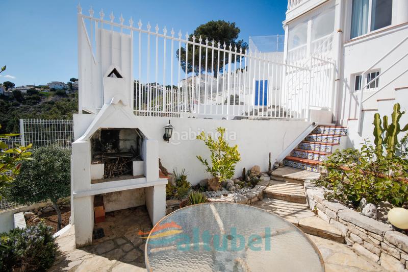 Foto 6f79cd83-fb14-4a8e-8dd8-afea3dcb6422. Casa adosada en avinguda d'irlanda 56 en Las Atalayas-Urmi-Cerro Mar Peñíscola