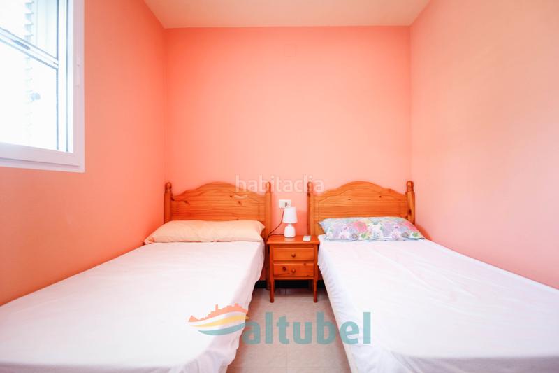 Foto 9738caa3-1989-4a77-b5cf-127e8d4e706d. Casa adosada en avinguda d'irlanda 56 en Las Atalayas-Urmi-Cerro Mar Peñíscola