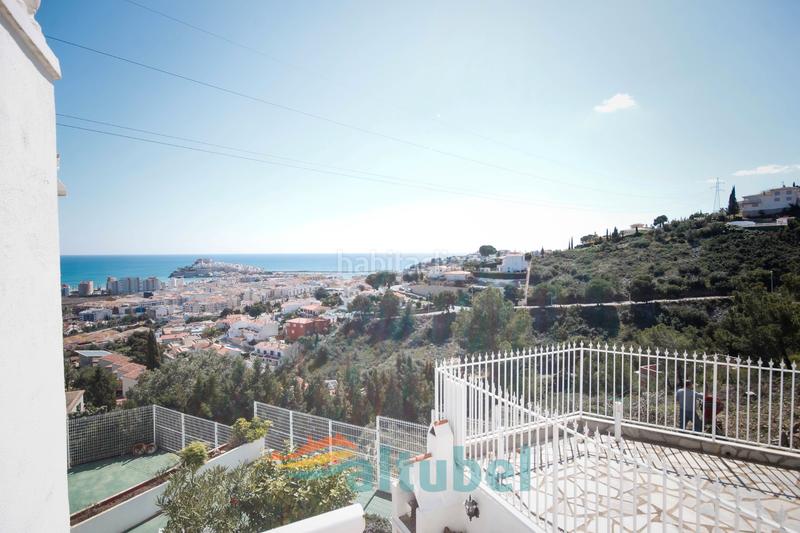 Foto 7750b642-5fa4-414f-9d55-83f325d59eec. Casa adossada a avinguda d'irlanda 56 a Las Atalayas-Urmi-Cerro Mar Peñíscola