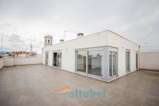 Attique en Carrer de sant joan 22. Exclusivo y luminoso tico de obra nueva en el corazn de benica