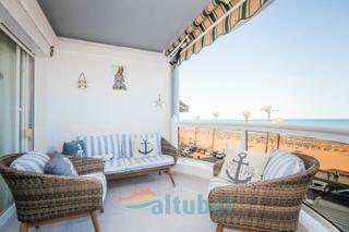 Apartament a Avinguda del papa luna 12
