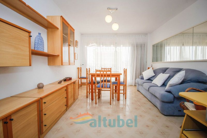 Foto 5a2a88f2-00e4-4555-a1dc-2e757381d853. Apartamento primera línea en torre hirta 7ª planta con vistas al mar y castillo parking en Peñíscola