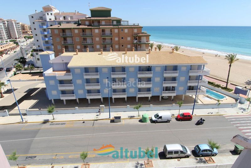 Foto b10a8c56-7809-4cd8-aa56-1d0478cda483. Attique dans papa luna 60 dans Playa Norte Peñíscola