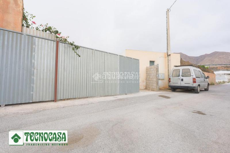 Foto 1060bf31-9fff-404b-9922-0281fe74a715. Finca rústica terrenos en venta en Adra